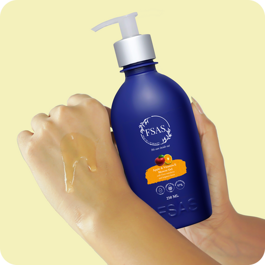 Brightening Shower Gel with Apple and Vitamin E | 97% Plant-Derived | 250ML