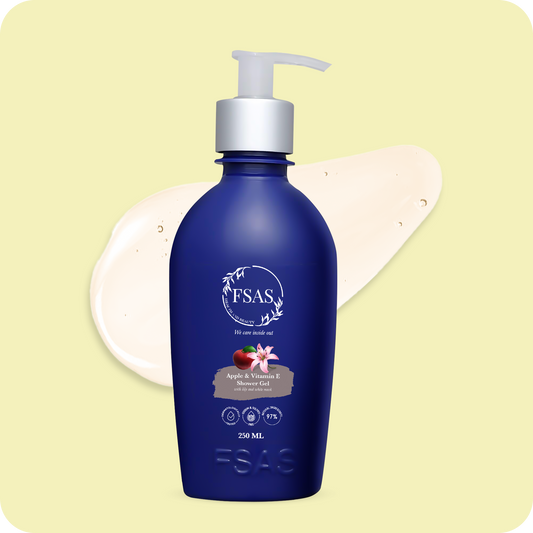 Brightening Shower Gel with Apple and Vitamin E | 97% Plant-Derived | 250ML